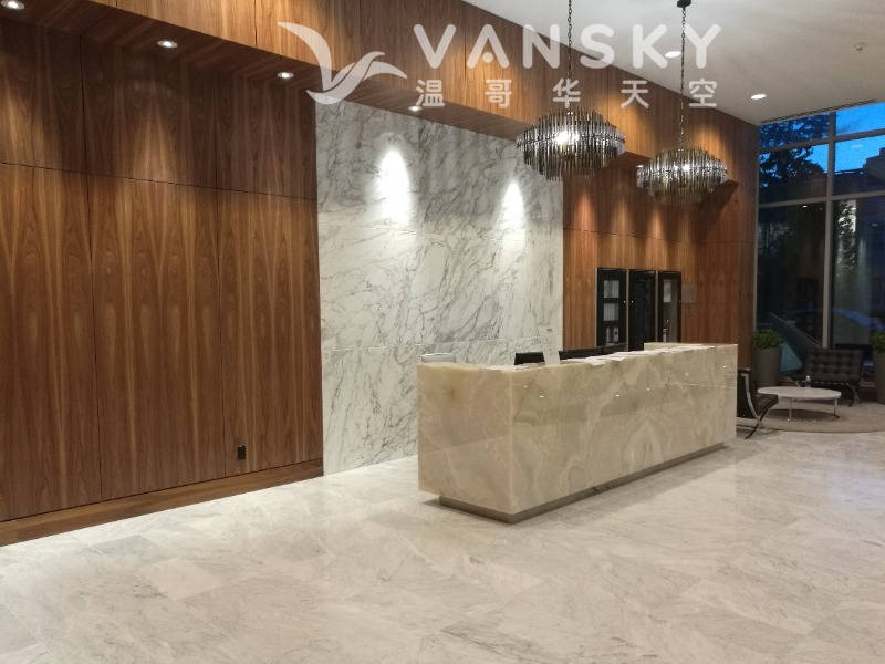 Metrotown2厅2房1书房2卫公寓